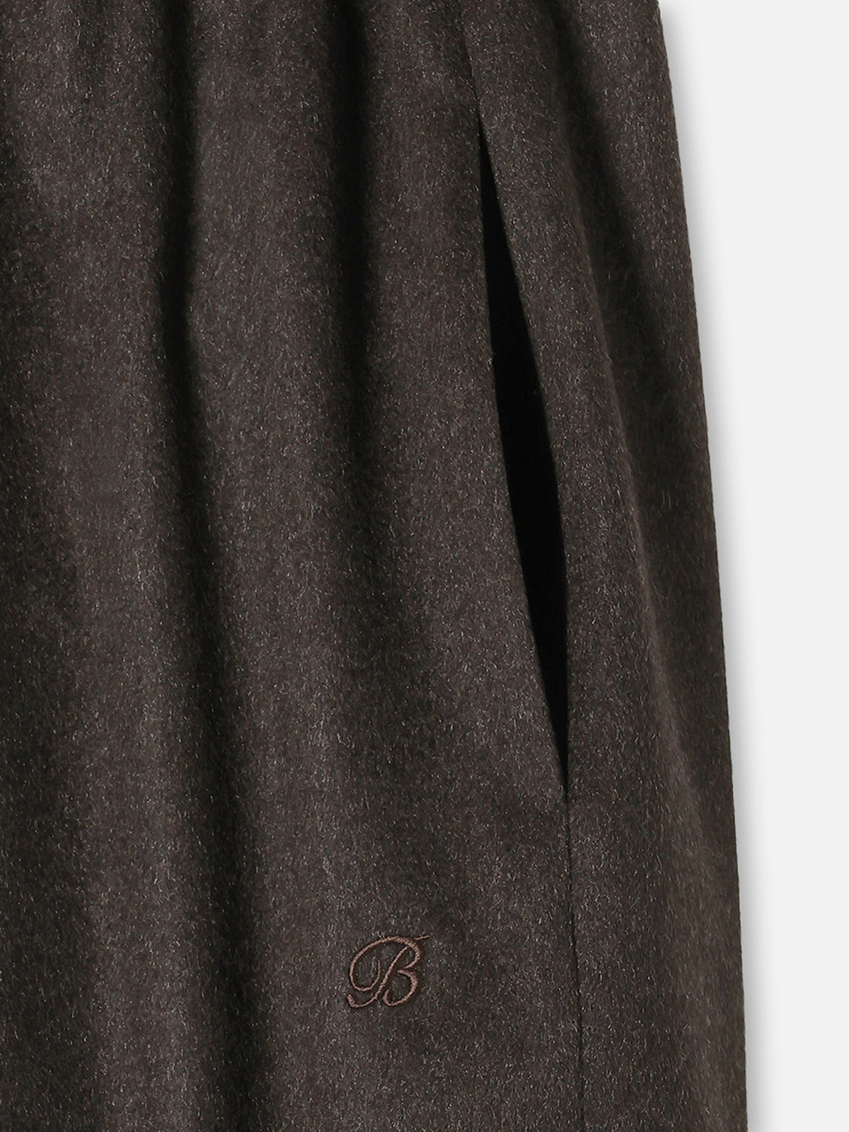 SHORT DEMI-JAMBE À CORDON DE SERRAGE CA